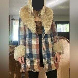 ILGWU - Vintage 1970s plaid wool fur jacket coat